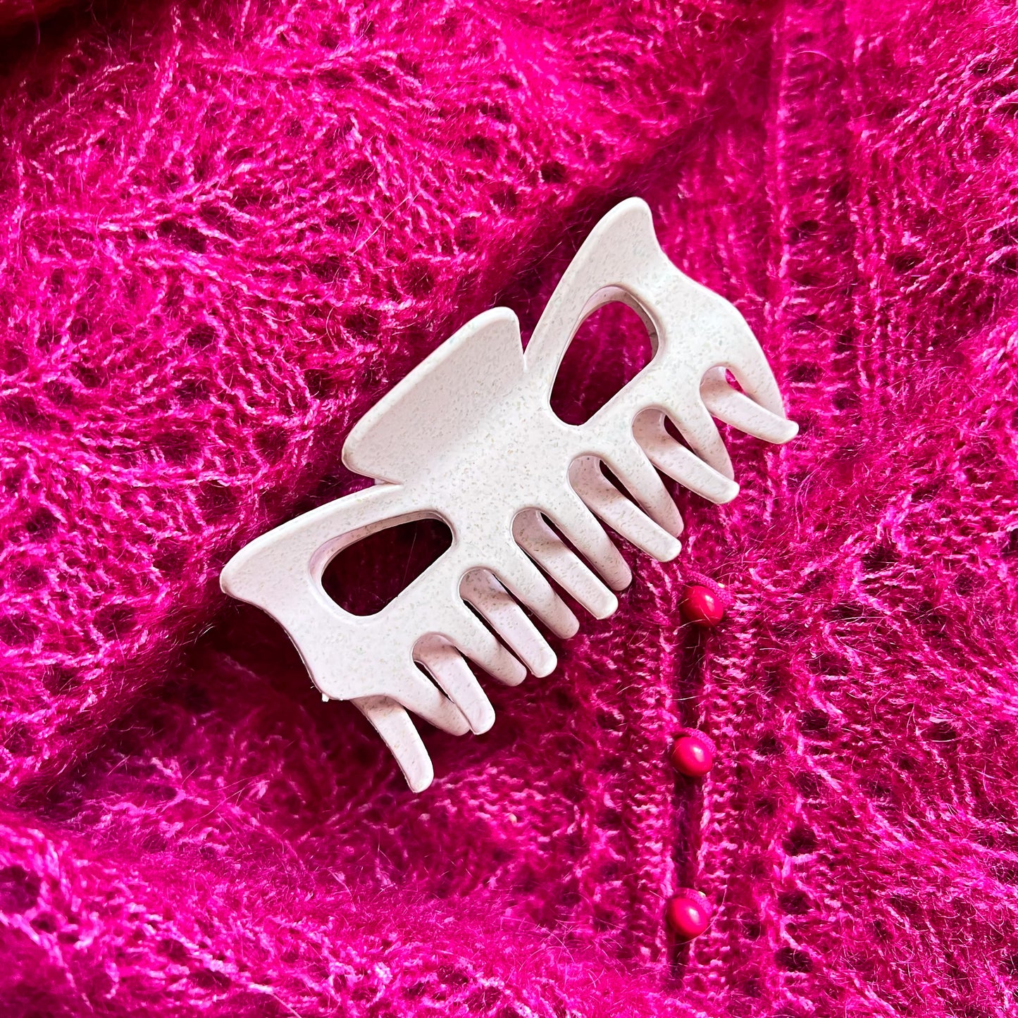 Lorelei wheat straw clip - Pale pink
