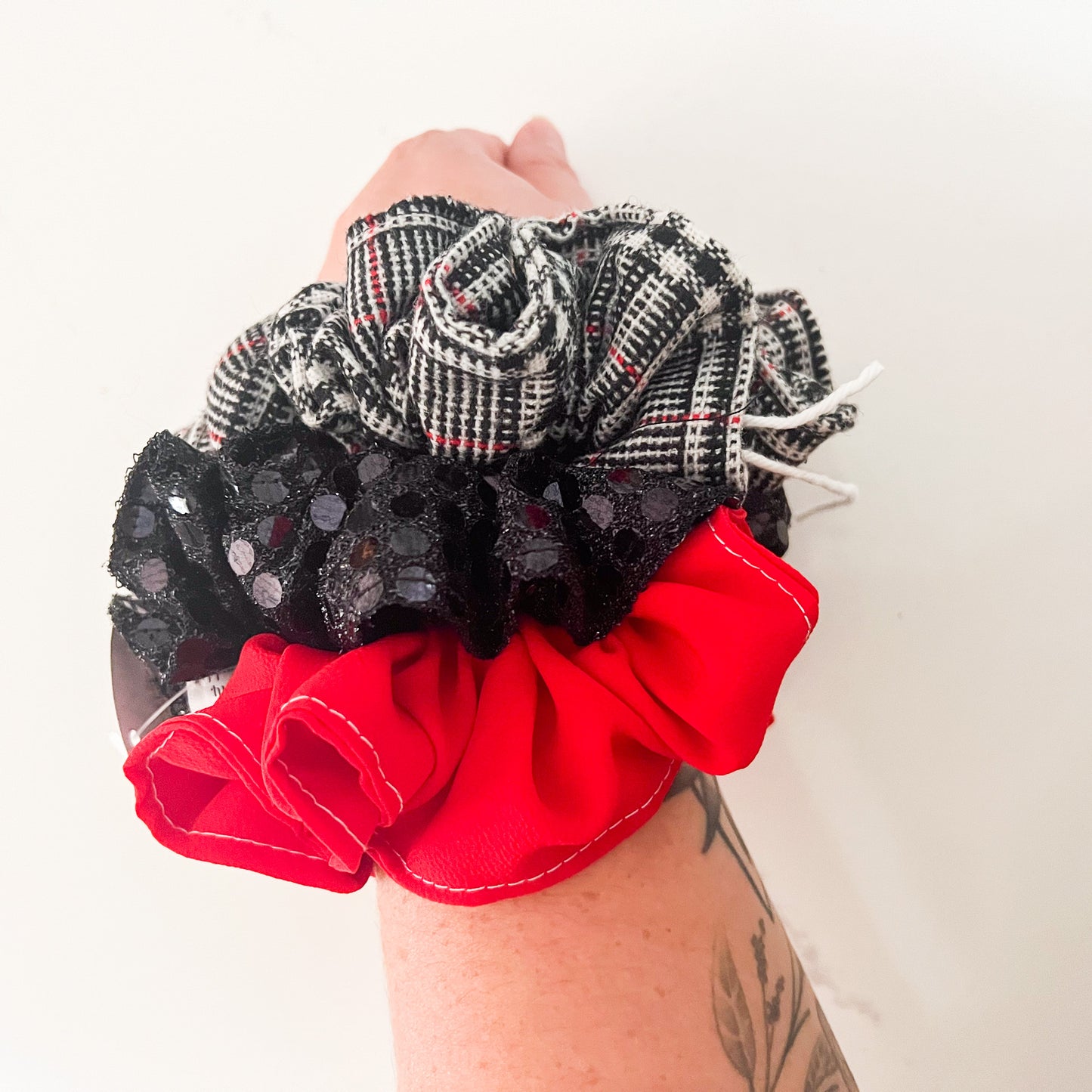 Trio scrunchie