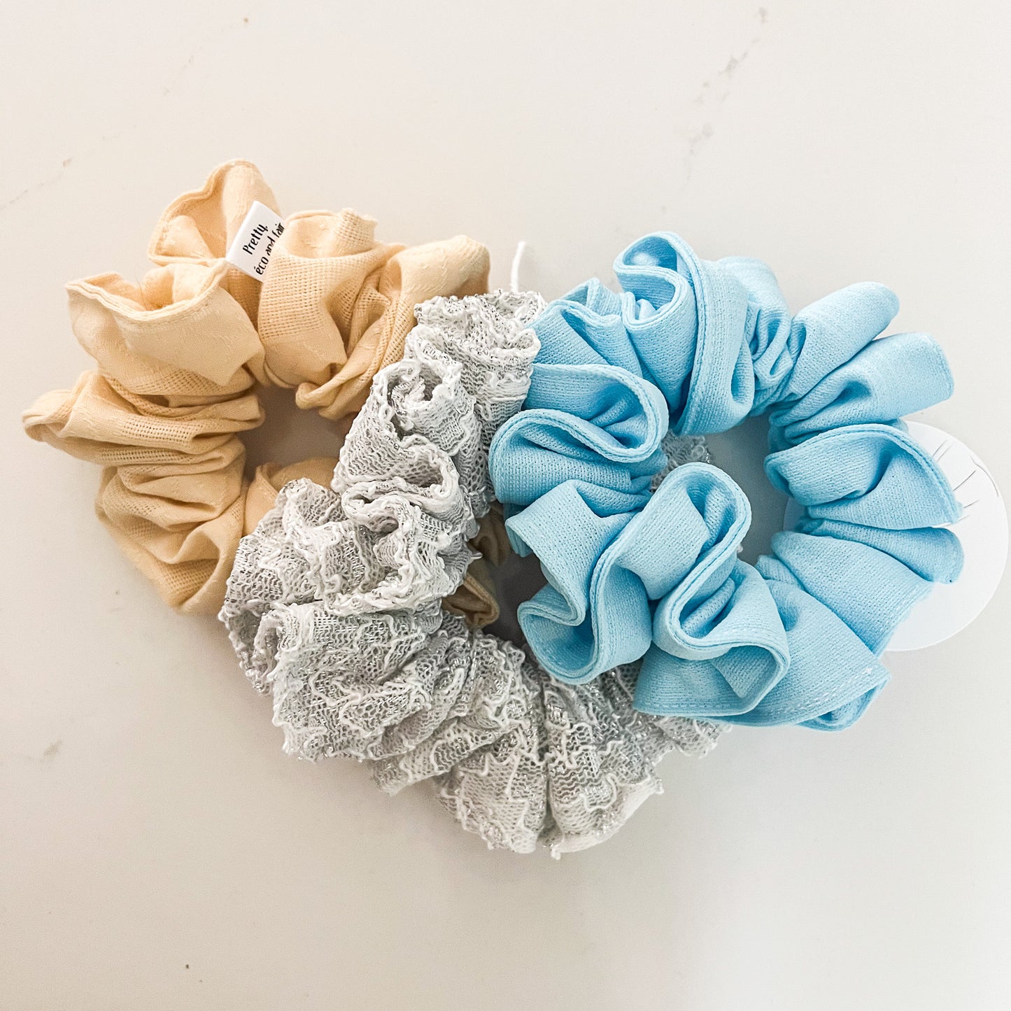 Trio scrunchie
