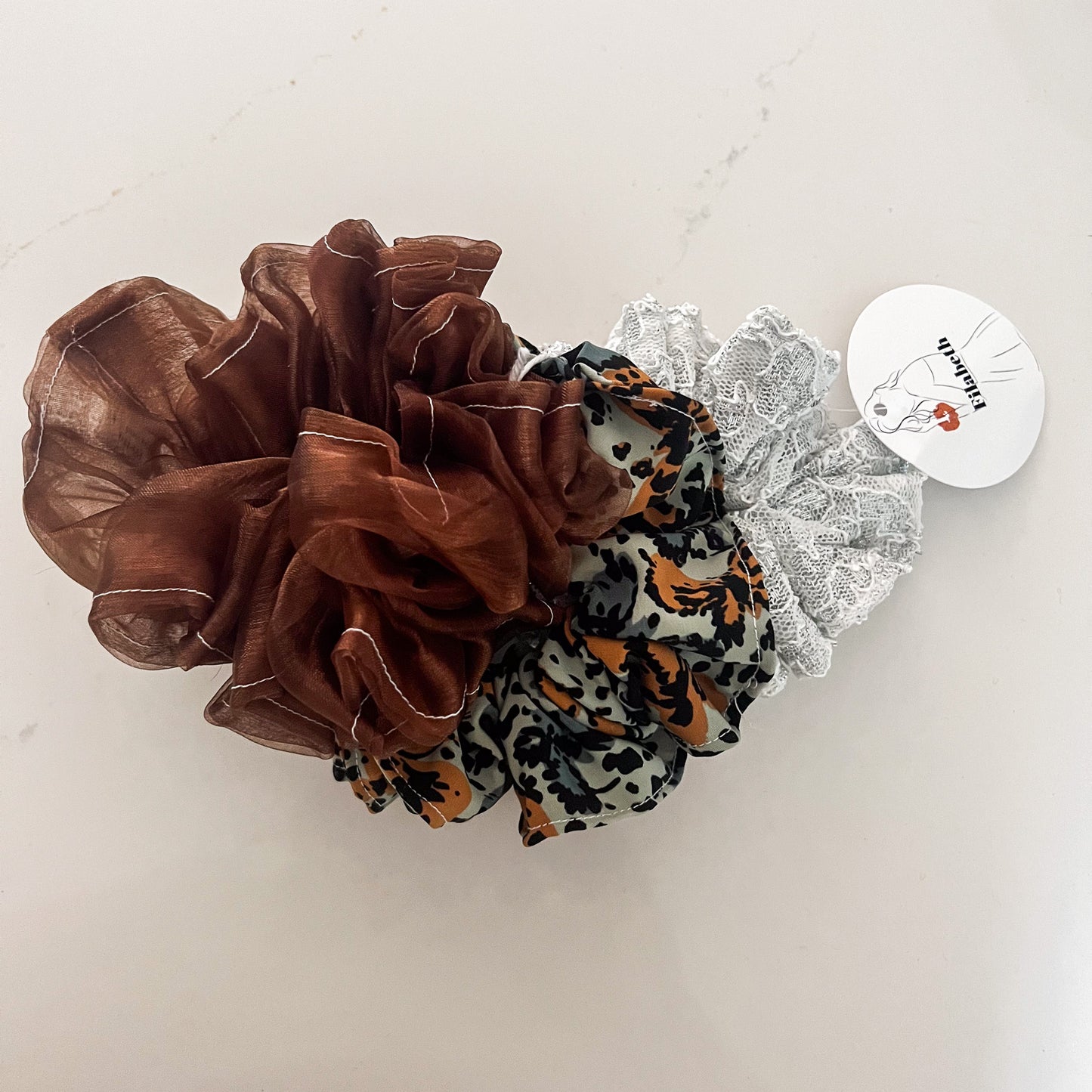 Trio scrunchie