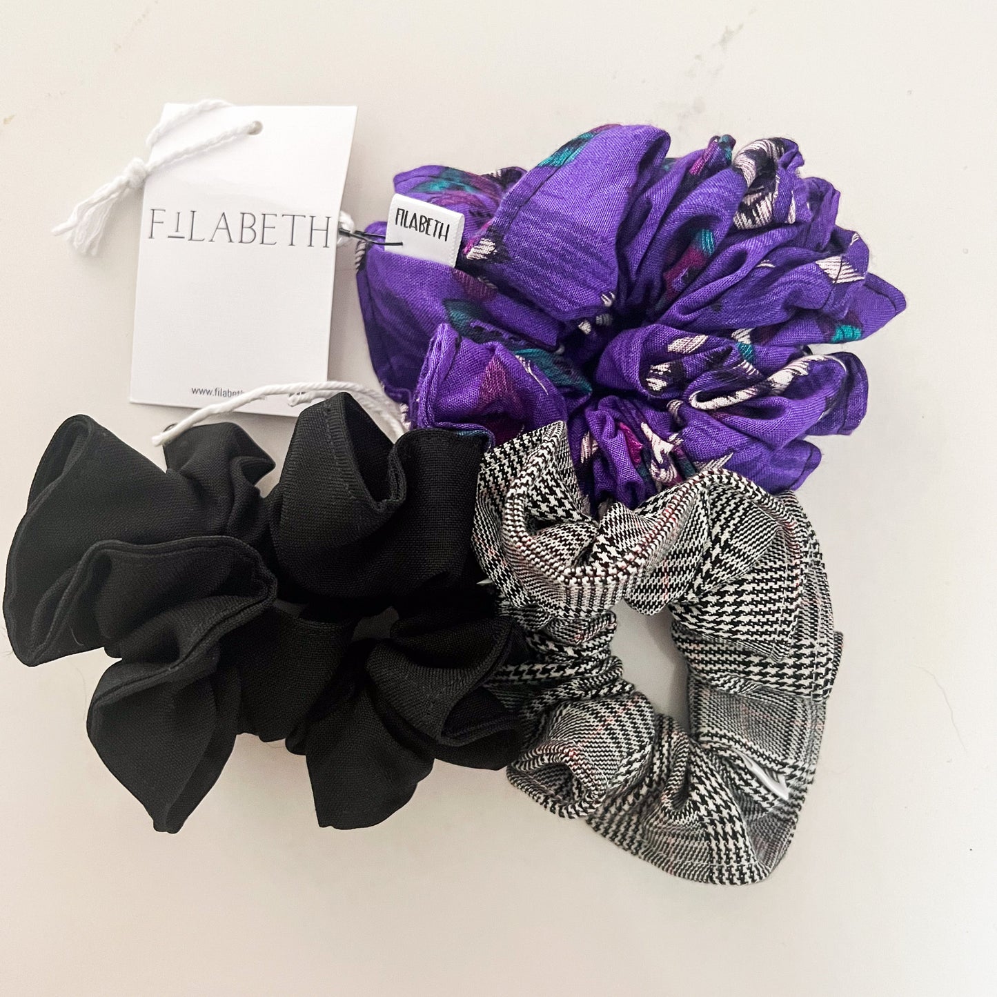 Trio scrunchie
