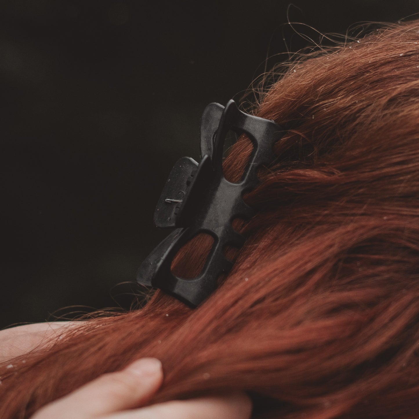 Lorelei wheat straw clip - Black
