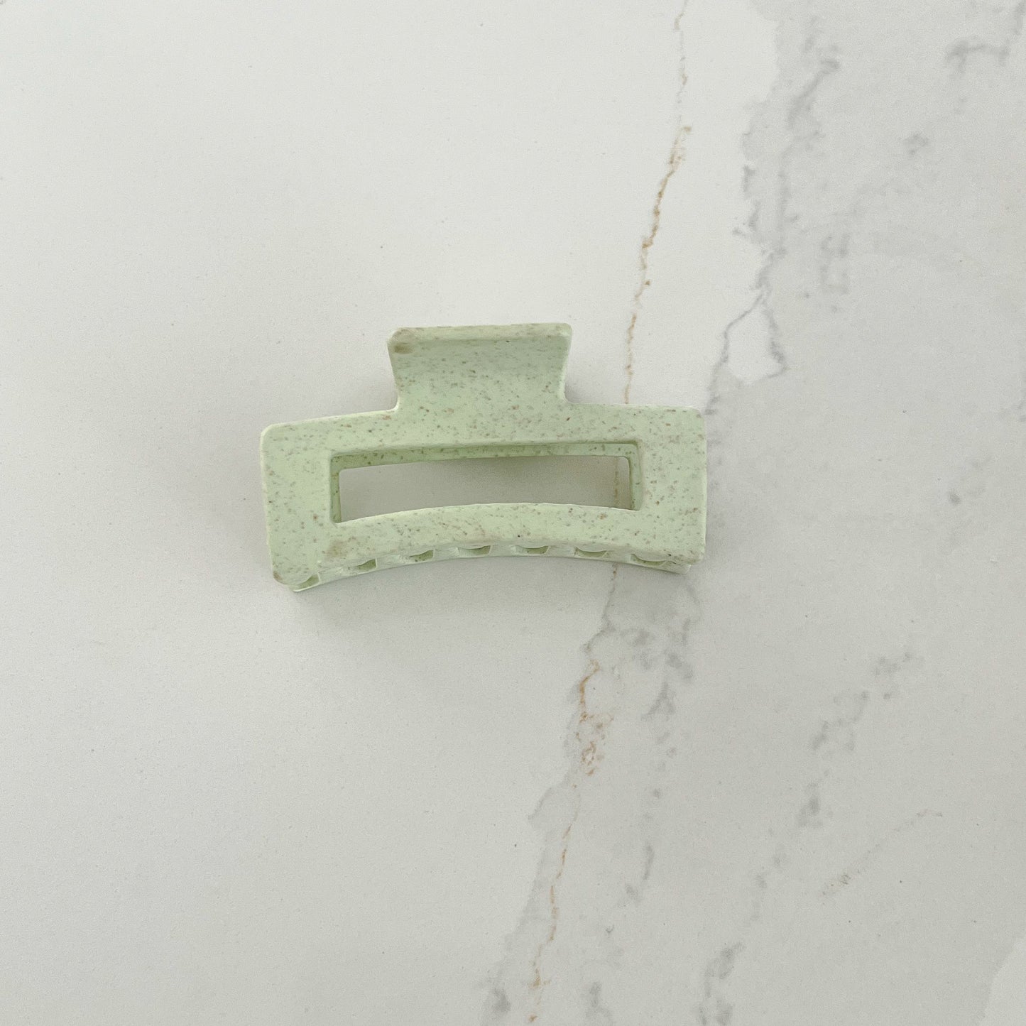 Rectangular wheat straw clip - Green