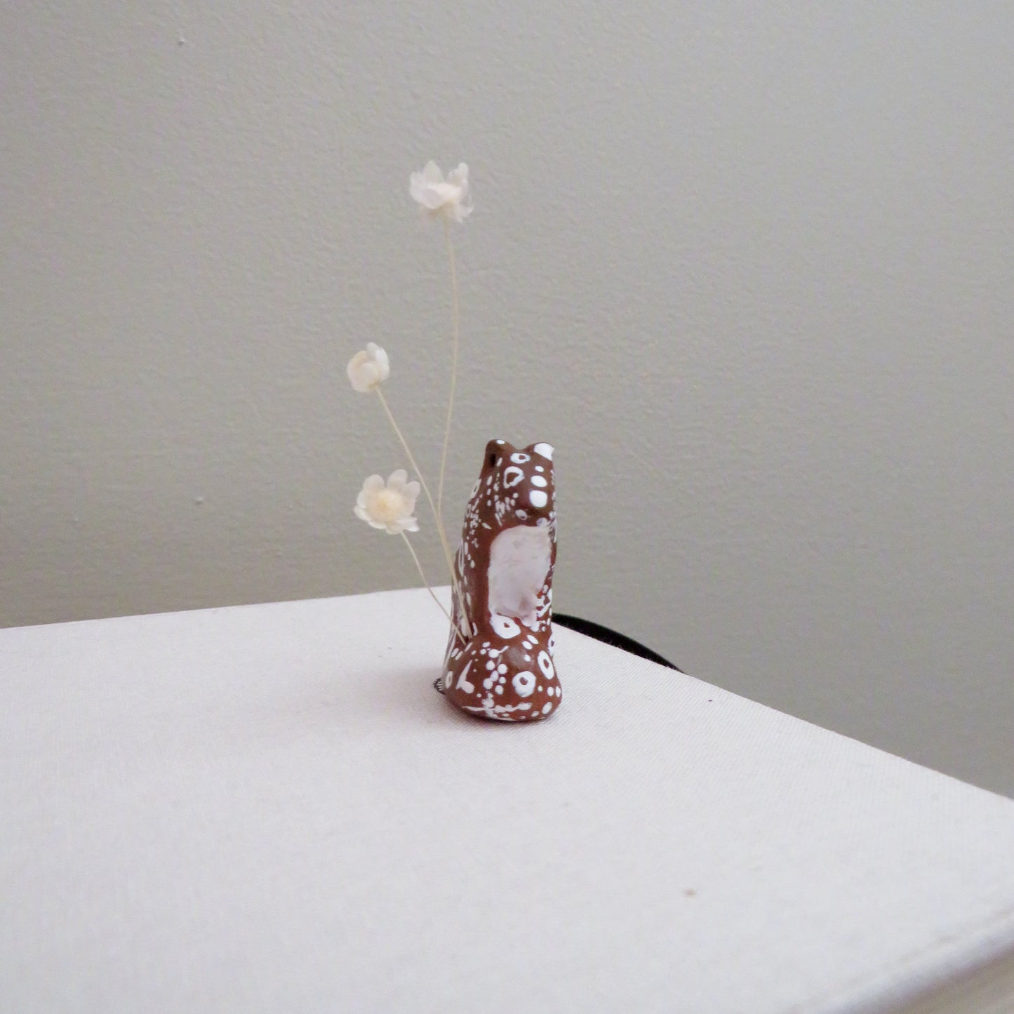 Little squirrel sculpture